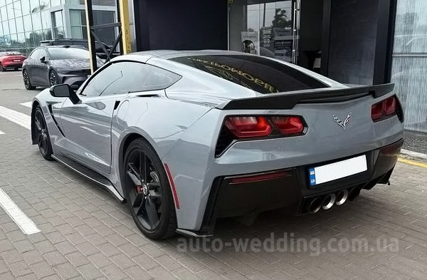 Аренда кабриолета Chevrolete Corvette Targa на свадьбу, видеоосъемки, фотосессии с водителем в Киеве