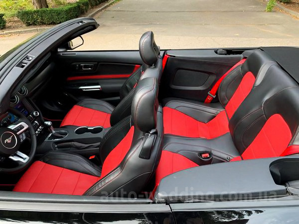 Кабриолет на свадьбу Ford Mustang GT 5.0 black с водителем в Киеве