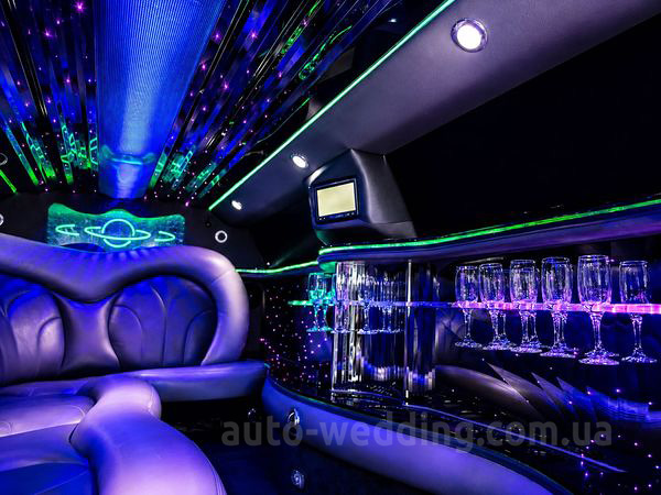 Прокат лимузина Chrysler 300C Rolls-Royse Phantom Galaxy