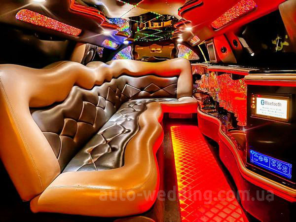 Прокат лимузина Chrysler 300C Rolls-Royse Phantom Tiffani