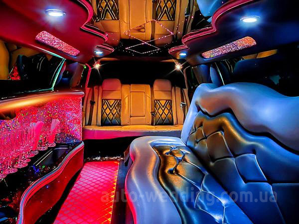 Прокат лимузина Chrysler 300C Rolls-Royse Phantom Tiffani
