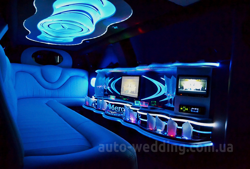 Прокат лимузина Mercedes W221 S600