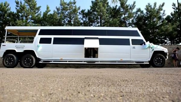 Лимузин Mega Hummer H2 Disco на свадьбу в Киеве