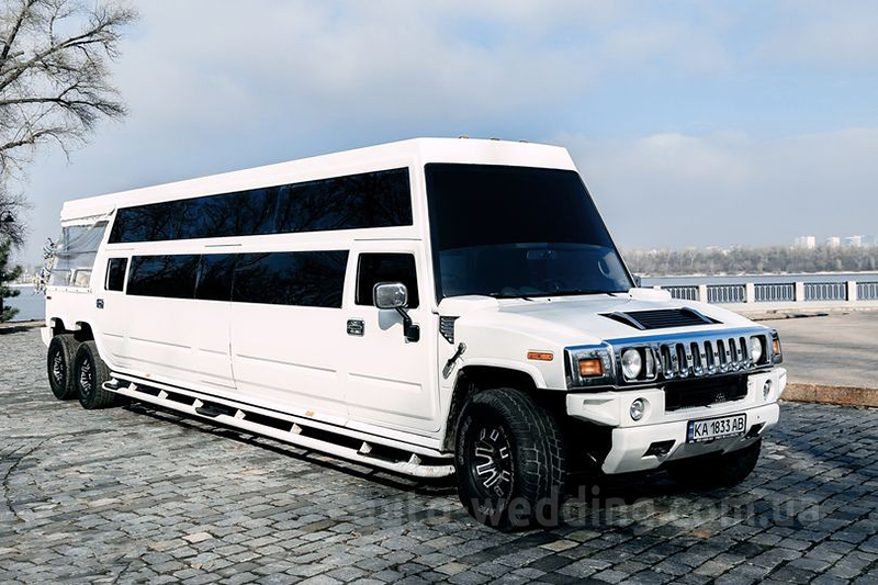 Лимузин Mega Hummer H2 Disco на свадьбу в Киеве