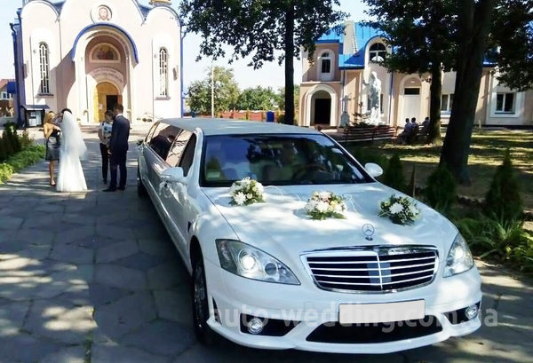 Прокат лимузина Mercedes W221 S63