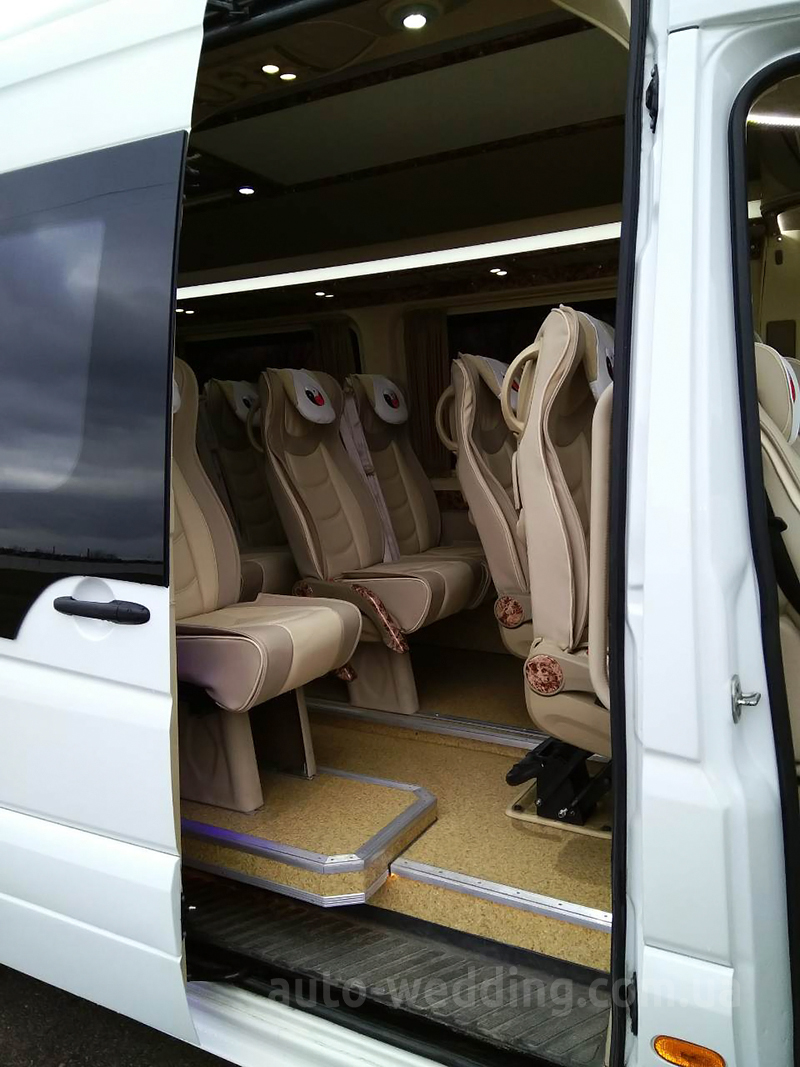 Аренда микроавтобуса Mercedes Sprinter VIP 21 место на свадьбу