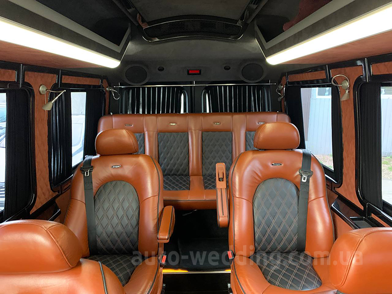 Аренда микроавтобуса Mercedes Sprinter VIP 11 мест на свадьбу