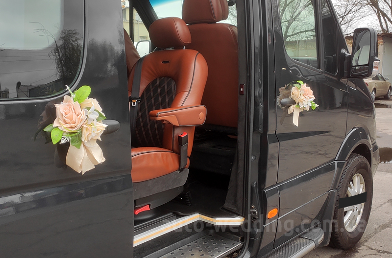Аренда микроавтобуса Mercedes Sprinter VIP 11 мест на свадьбу