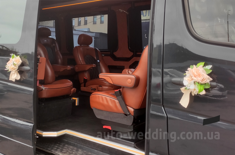 Аренда микроавтобуса Mercedes Sprinter VIP 11 мест на свадьбу