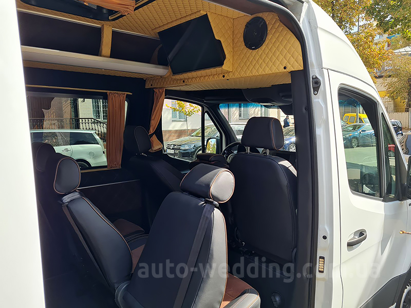 Аренда микроавтобуса Mercedes Sprinter 12 мест на свадьбу в Киеве