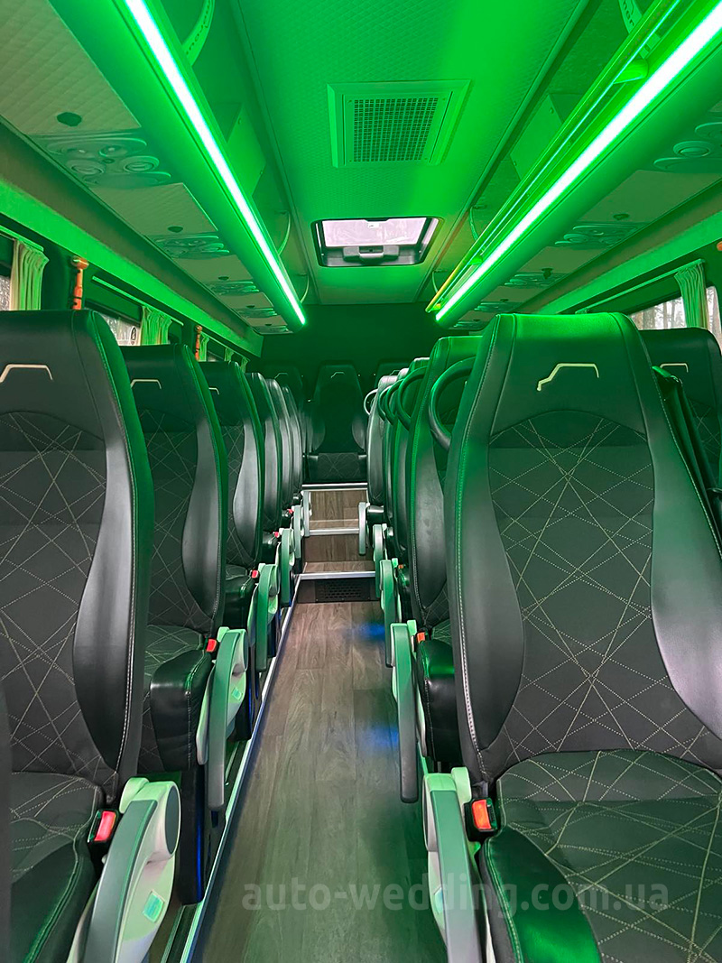 Аренда микроавтобуса Mercedes Sprinter 23 места на свадьбу