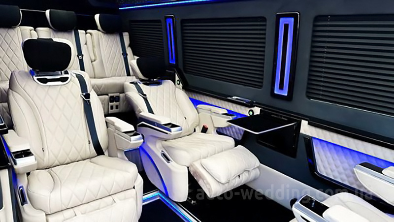Аренда микроавтобуса Мерседес Спринтер VIP+ 8 мест 2025 на свадьбу в Киеве