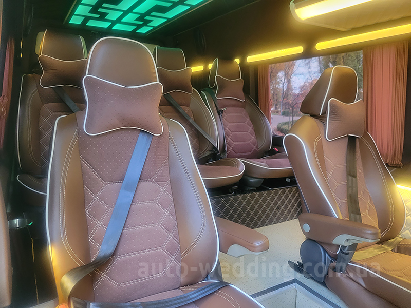 Микроавтобус на свадьбу Mercedes Sprinter VIP 8 мест белый на свадьбу в Киеве