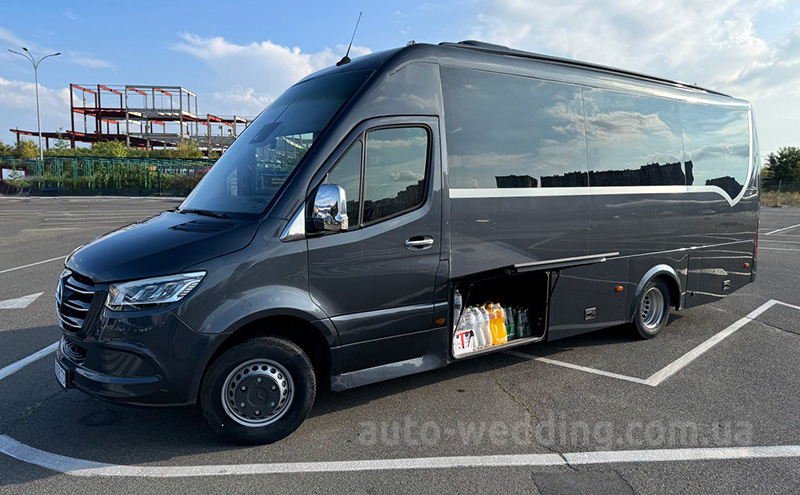 Аренда микроавтобуса Mercedes Sprinter HD 907 20 мест на свадьбу с водителем в Киеве