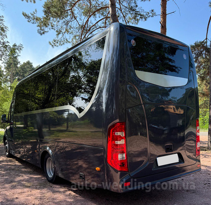 Аренда микроавтобуса Mercedes Sprinter HD 907 20 мест на свадьбу с водителем в Киеве