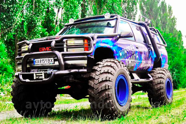 Аренда Party Bus Monster Truck Transformer с водителем в Киеве