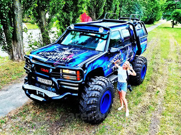 Аренда Party Bus Monster Truck Transformer с водителем в Киеве