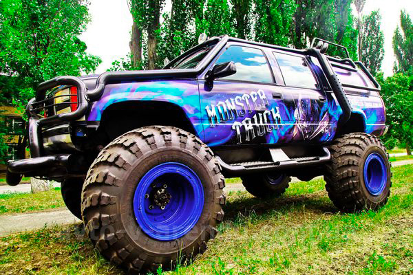 Аренда Party Bus Monster Truck Transformer с водителем в Киеве