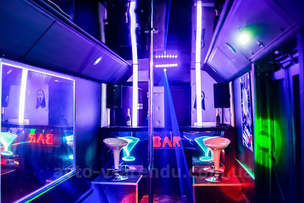 Аренда Party Bus Dancebus Manhattan с водителем в Киеве