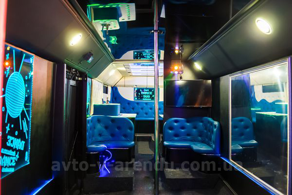 Аренда Party Bus Dancebus Manhattan с водителем в Киеве