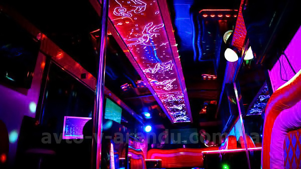 Аренда Party Bus Game Bus Infinity с водителем в Киеве