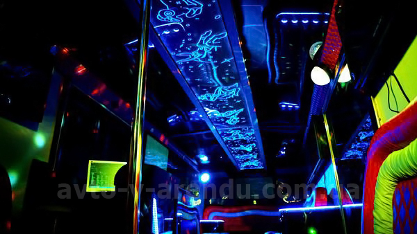 Аренда Party Bus Game Bus Infinity с водителем в Киеве