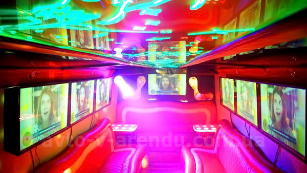 Аренда Party Bus Game Bus Infinity с водителем в Киеве