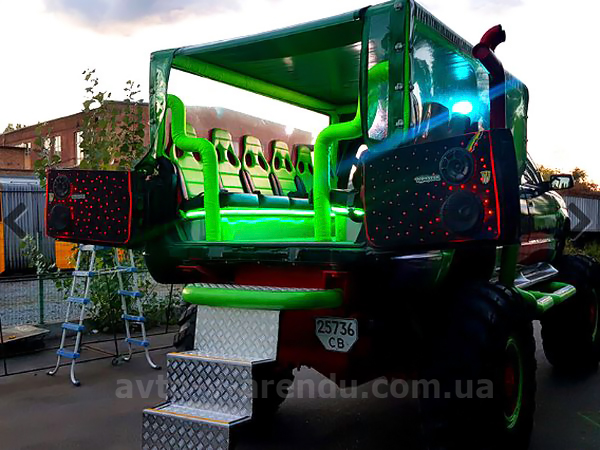 Аренда Party Bus Monster Truck с водителем в Киеве