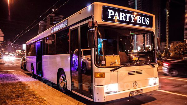 Аренда Party Bus Vegas с водителем в Киеве