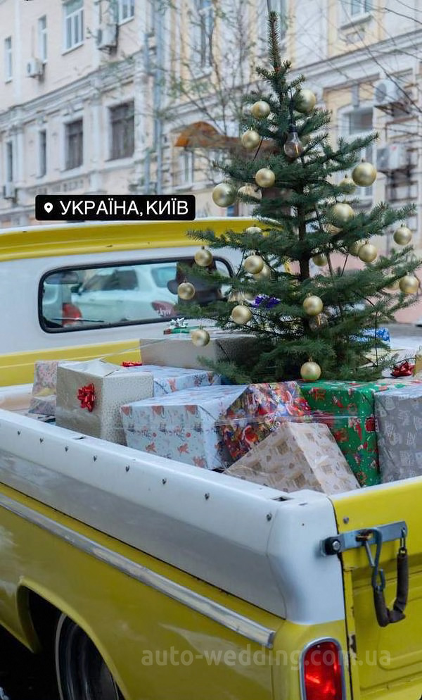 Ретро пикап GMC Food Truck аренда на съемки рекламы, видеоклипов, фотосессий и для фотозон в Киеве