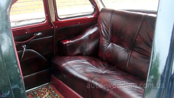 Ретро авто на свадьбу  Chayka GAZ-13 черная