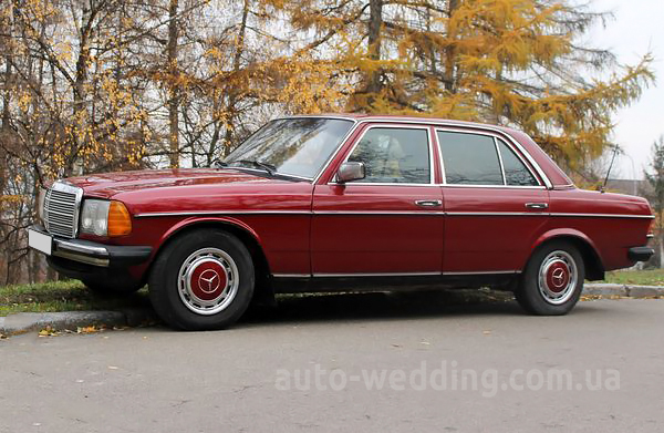 Ретро авто на свадьбу Мерседес W123