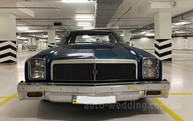 Ретро авто Chevrolet Malibu Classic на свадьбу в Киеве