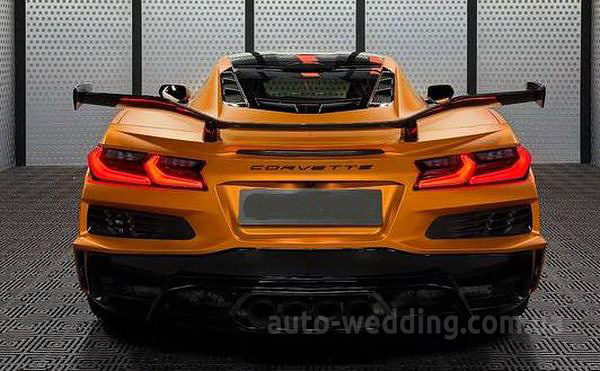 Аренда спорткара Chevrolete Corvette C8  на видеоосъемки и фотосессии с водителем в Киеве