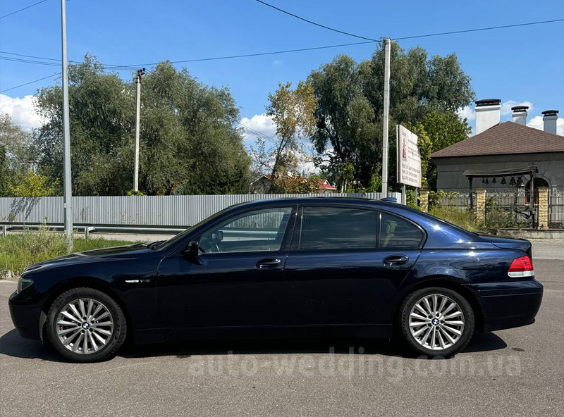 Прокат авто BMW 760Li с водителем в Киеве