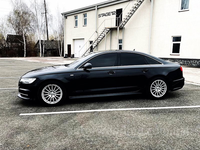 Прокат авто  Audi A6 черная на свадьбу
