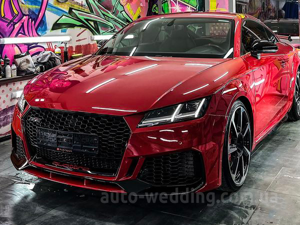 Прокат авто Audi TT RS  на свадьбу с водителем в Киеве