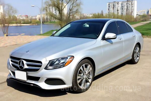 Авто на свадьбу Mercedes Benz C300 серебристый