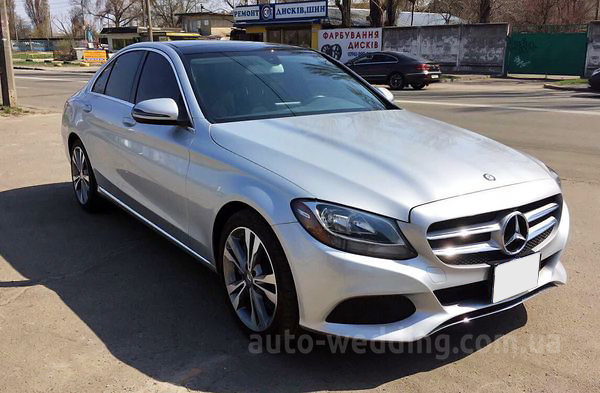 Авто на свадьбу Mercedes Benz C300 серебристый