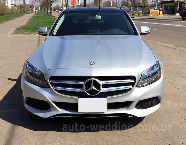 Авто на свадьбу Mercedes Benz C300 серебристый