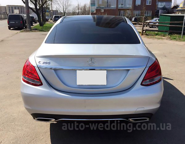 Авто на свадьбу Mercedes Benz C300 серебристый
