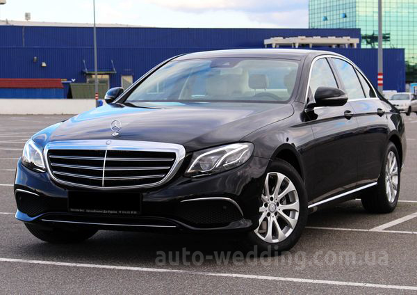 Аренда Мерседес W213 на свадьбу Киев