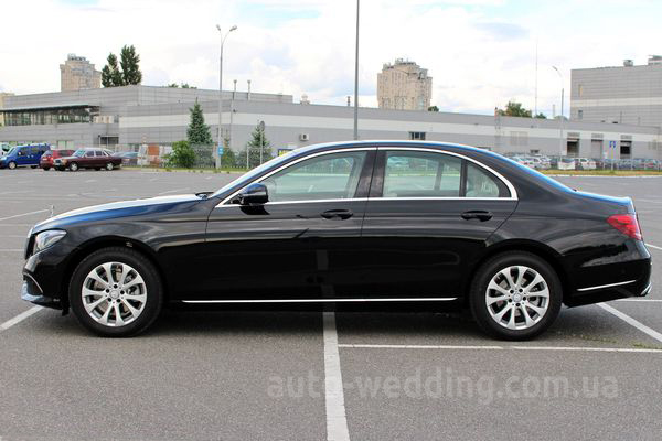 Аренда Мерседес W213 на свадьбу Киев