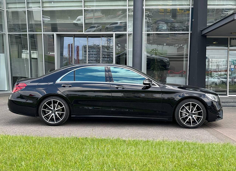 Аренда авто на свадьбу Mercedes-Benz W222 S500L с водителем в Киеве