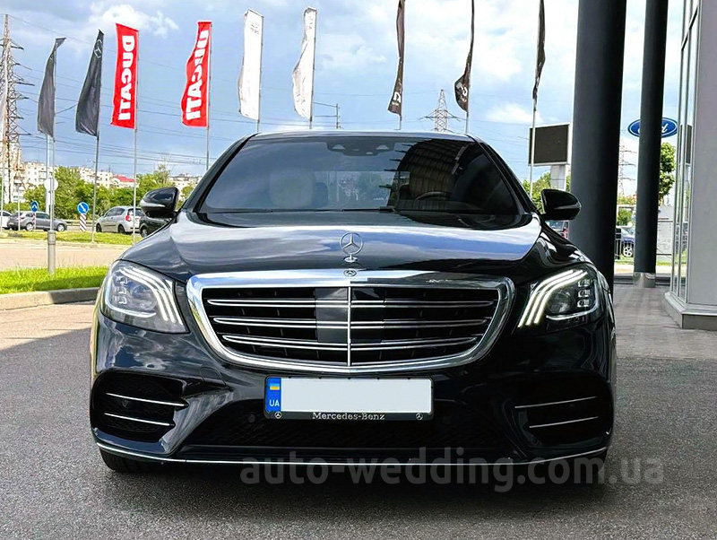Аренда авто на свадьбу Mercedes-Benz W222 S500L с водителем в Киеве