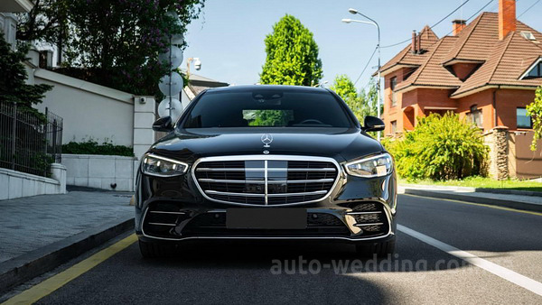 Аренда автомобиля на свадьбу Mercedes-Benz W223 400d 4MATIC S-class с водителем в Киеве