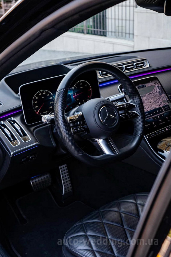 Аренда автомобиля на свадьбу Mercedes-Benz W223 400d 4MATIC S-class с водителем в Киеве