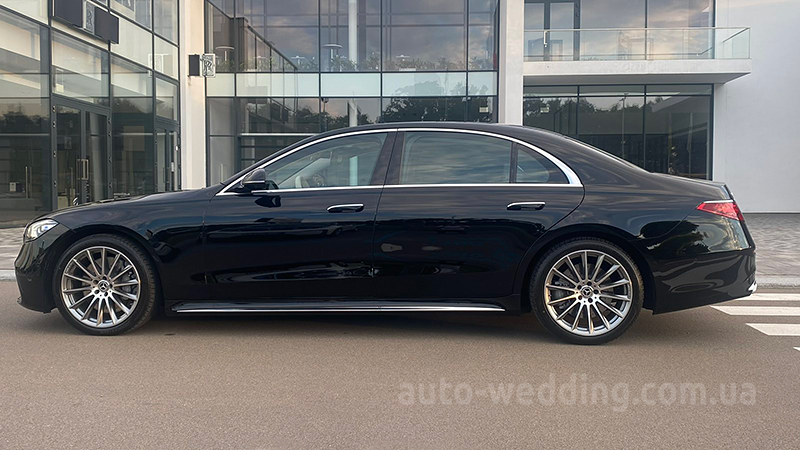 Аренда авто на свадьбу Mercedes W223 S500L