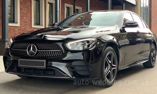 Авто на свадьбу Mercedes E-class W213 HIBRYD с водителем в Киеве