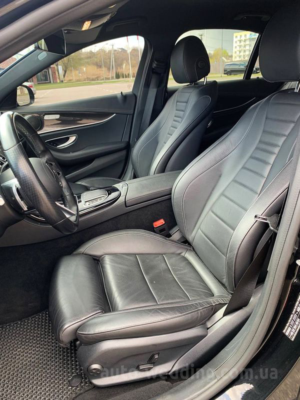 Авто на свадьбу Mercedes-Benz E-class W213 HIBRYD на свадьбу с водителем в Киеве